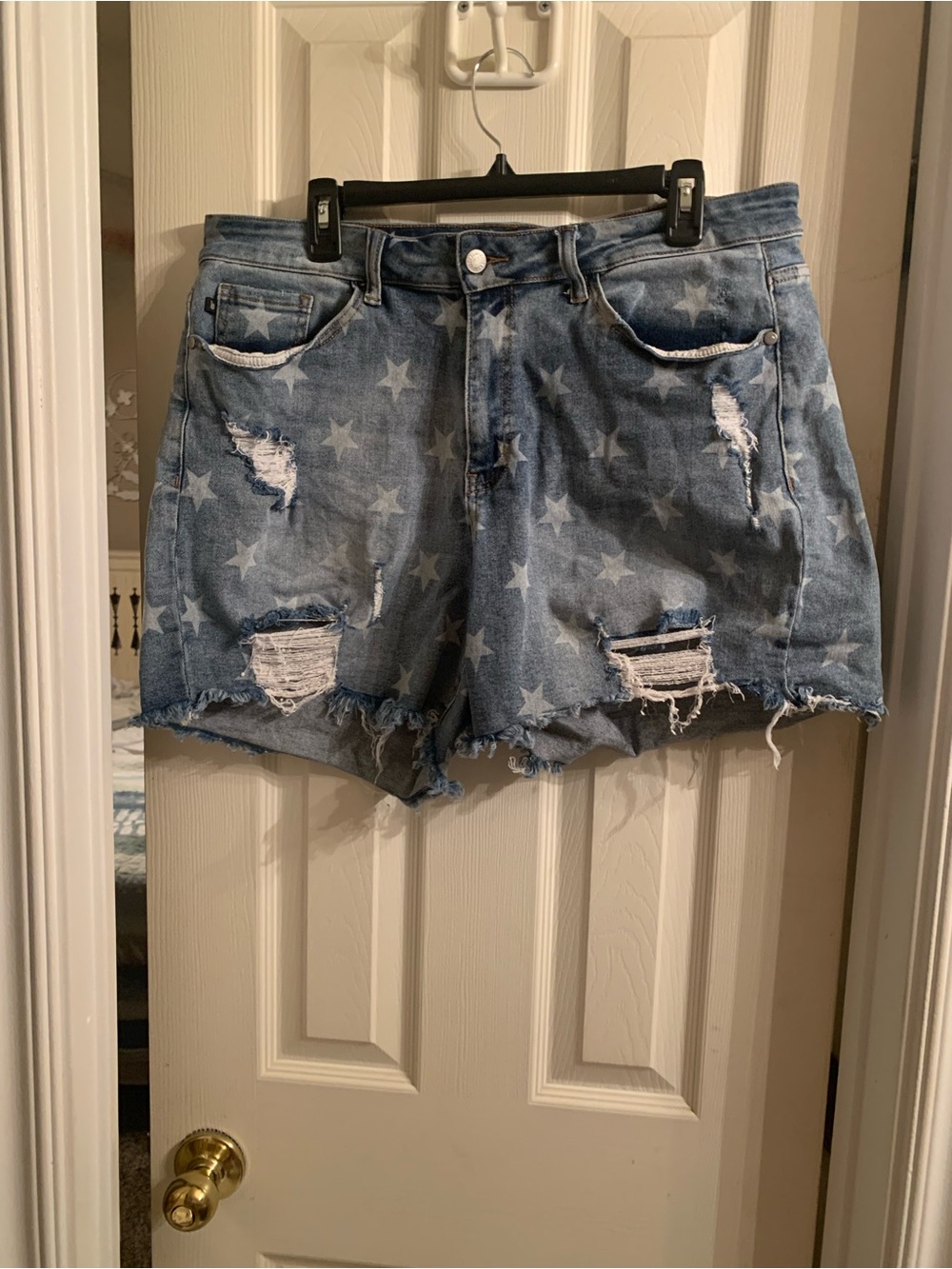Judy Blue Denim Shorts Destructed with white Stars Grunge Boho Size 2XL